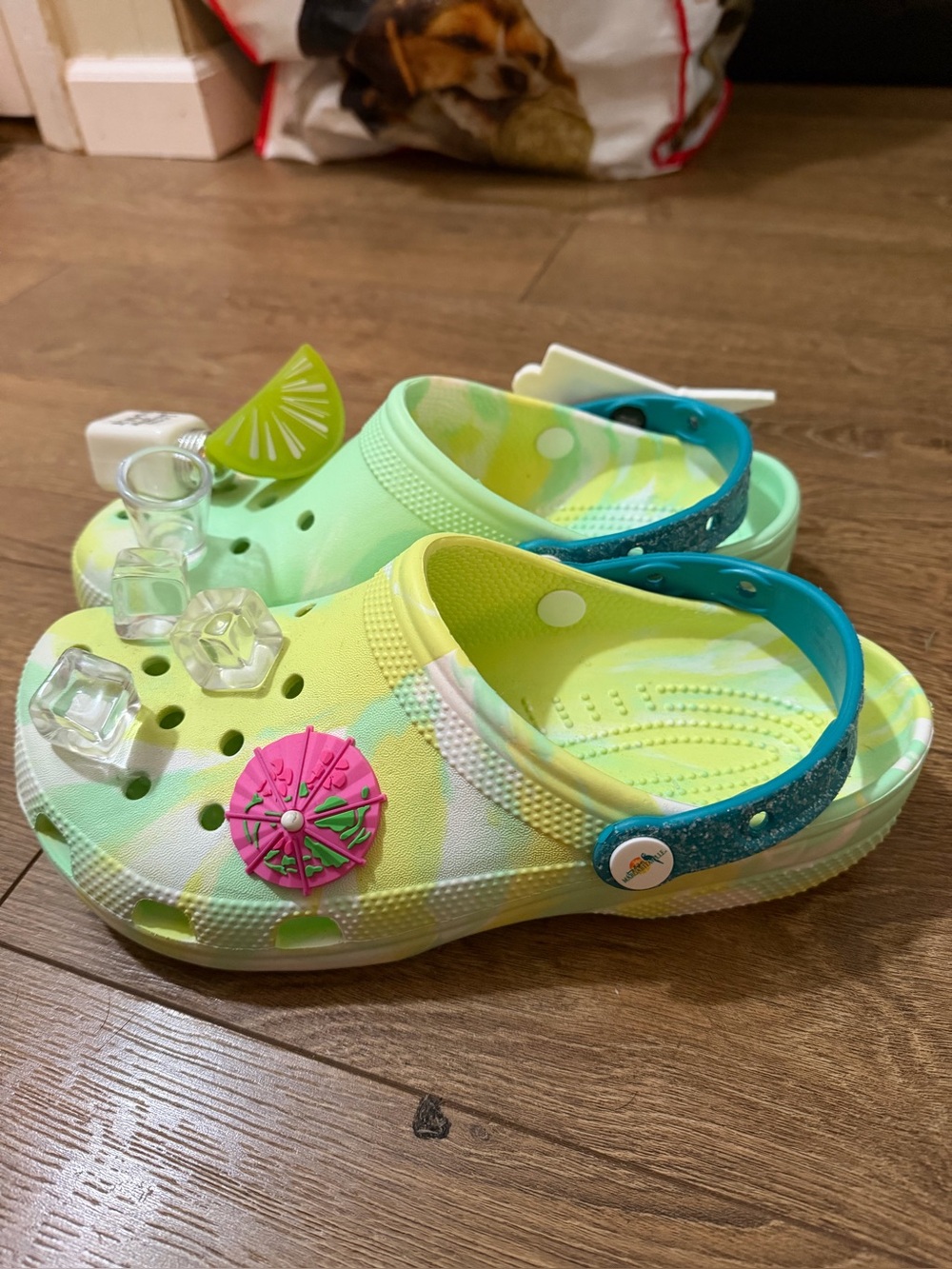 Brand New Margaritaville Crocs Men’s 7 Women’s 9